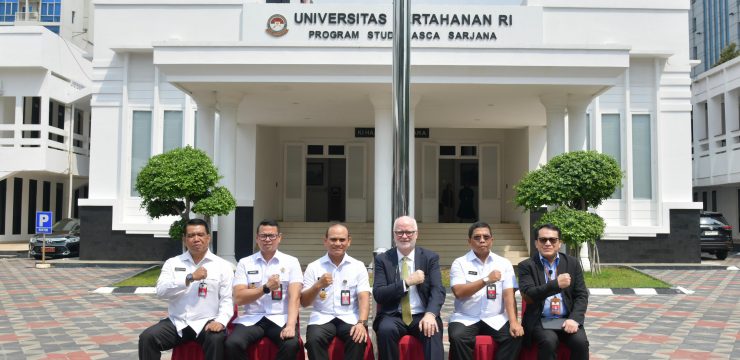 Rektor Unhan RI Terima Kunjungan Dosen Royal Military College of Canada