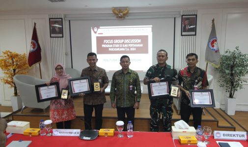 Program Studi Ilmu Pertahanan Pascasarjana Unhan RI Selenggarakan Focus Group Discussion Evaluasi dan Pengembangan Kurikulum Program Pendidikan Doktoral Ilmu Pertahanan Unhan RI.