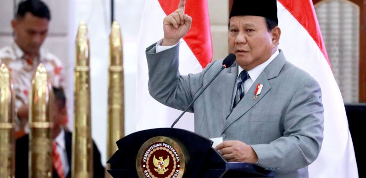 Menteri Pertahanan sekaligus Presiden Terpilih Republik Indonesia 2024-2029, Jenderal TNI (Purn.) Prabowo Subianto : Wisudawan Unhan RI SDM Unggul dalam Pertahanan Nasional Menghadapi Tantangan dan Peluang di Abad 21.