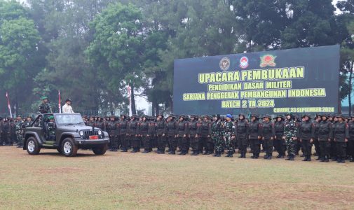 Rektor Unhan RI Membuka Langsung Pendidikan Dasar dan Latihan Militer Sarjana Penggerak Pembangunan Indonesia (SPPI) Batch-II TA. 2024.