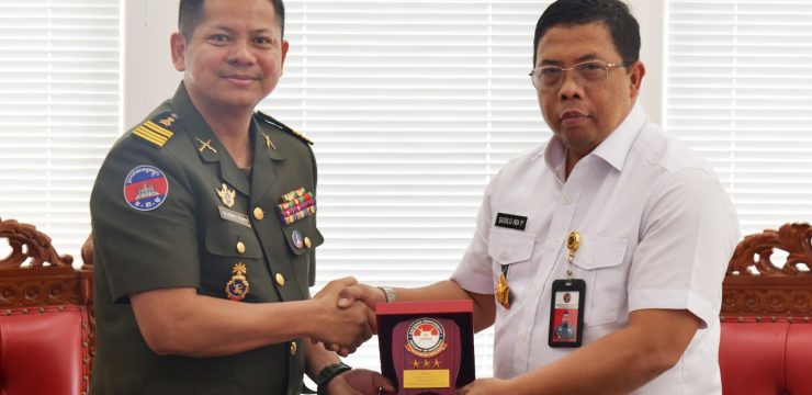 Rektor Unhan RI Terima Courtesy Call Atase Pertahanan Kamboja