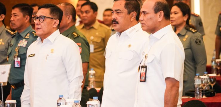 Rektor Unhan RI Bersama Menteri Imigrasi dan Pemasyarakatan RI, Membuka Kegiatan Seminar Nasional “Mewujudkan Cara Pandang Imigrasi Strategis dalam Menyongsong Indonesia Emas”.