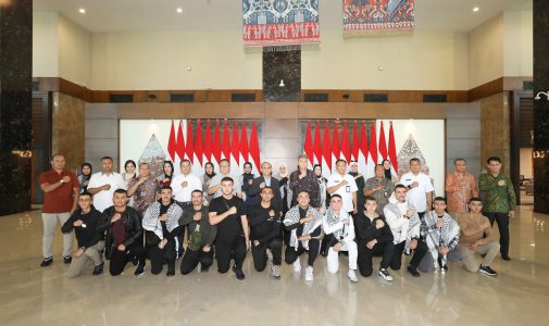 Rektor Unhan RI Bersama Duta Besar Palestina dan Kabadiklat Kemhan RI Sambut Kehadiran Tahap II Calon Kadet Mahasiswa Program Internasional Unhan RI dari Palestina.